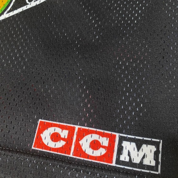 Chicago Blackhawks CCM Vintage Hockey Jersey Youth Boys Small - Picture 7 of 7